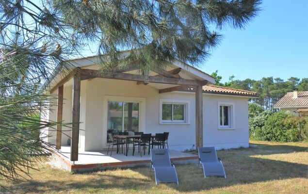 Les Arbousiers - Photo 1