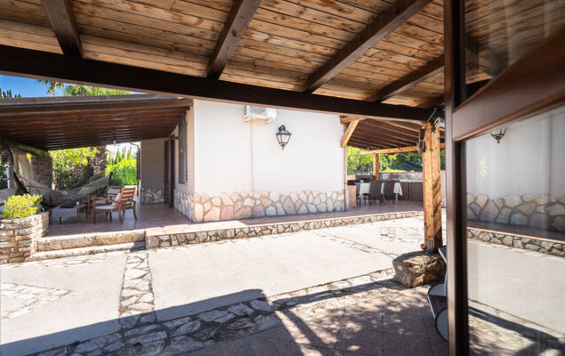 Nicole con Dependance - Photo 34